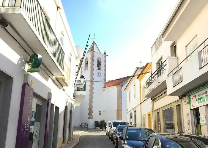 Casa Nova - Paderne - Moradia Com Jardim بيت للعطل