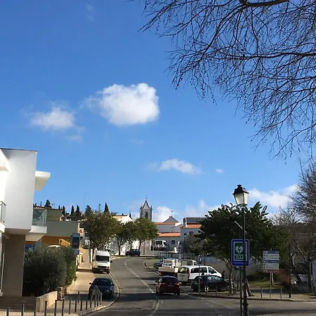 Casa Nova - - Moradia Com Jardim * 파데르네