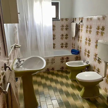 Casa Nova - - Moradia Com Jardim Dom wakacyjny *