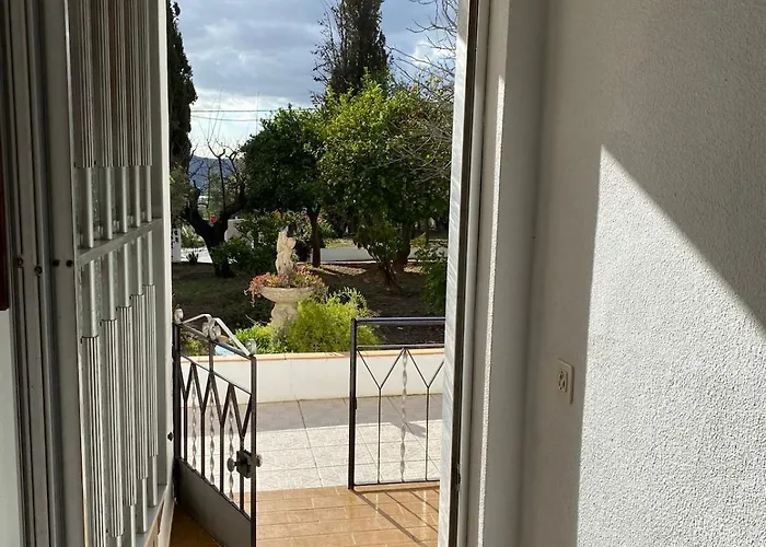 別荘 Casa Nova - Paderne - Moradia Com Jardim